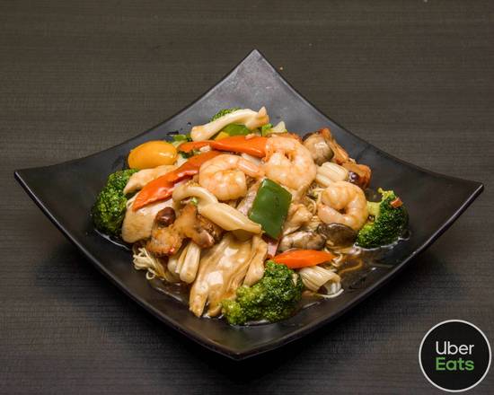Cantonese Lo Mein 廣東撈面